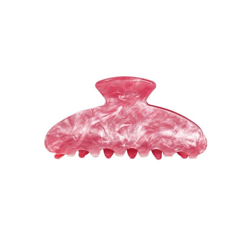 The Oval Hair Clip Exudes A High-end Feel. The Half-tied Shark Clip At The Back of The Head Is A Fashionable Hair Accessory