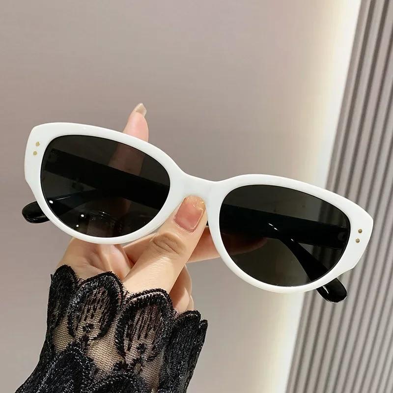 Women Fashion Cat Eye Sunglasses Retro Sun Glasses UV400 Protective Eyewear Trendy Outdoor Travel Eyeglasses Oculos De Sol