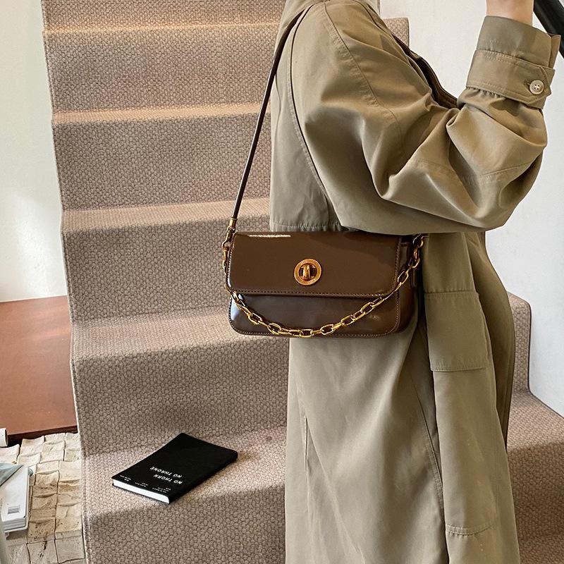 Small square bag women's 2025 new shoulder underarm bag commuter messenger bag factory one piece delivery