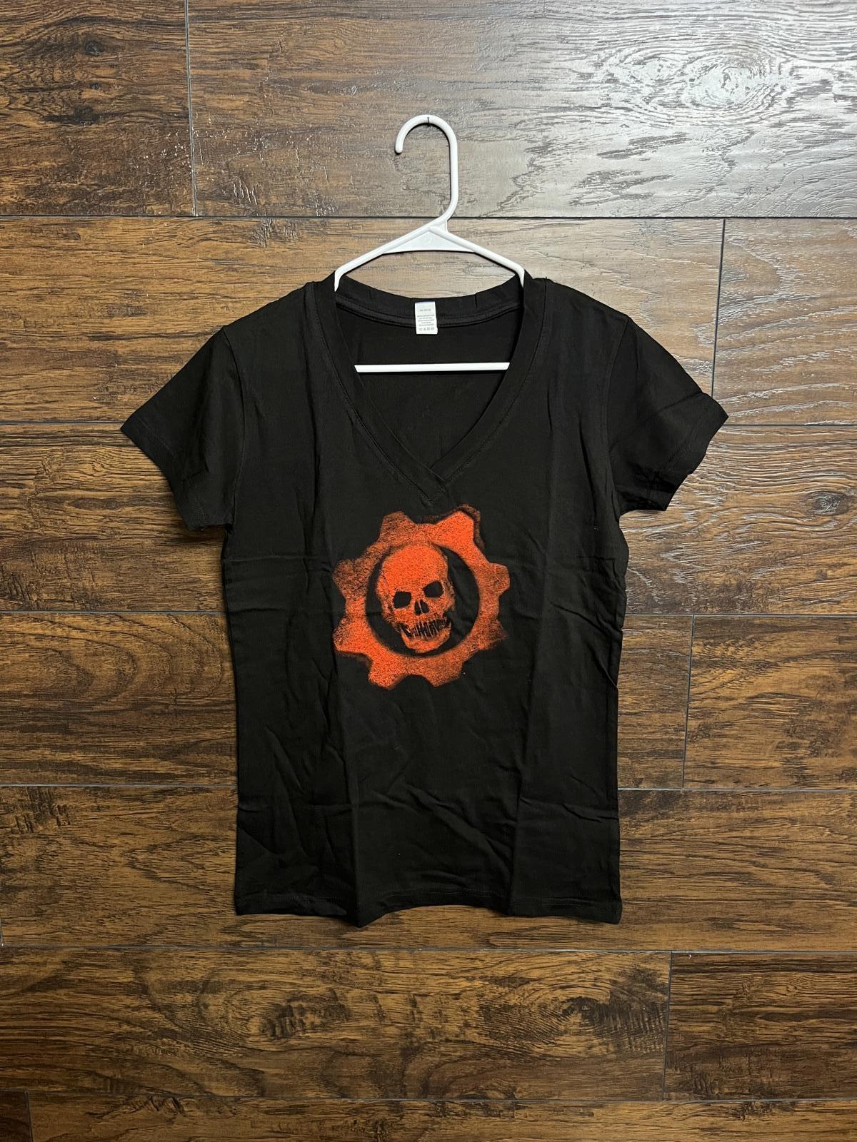 Gears of War Judgement V-neck Junior Tee - 2013 -M XXL