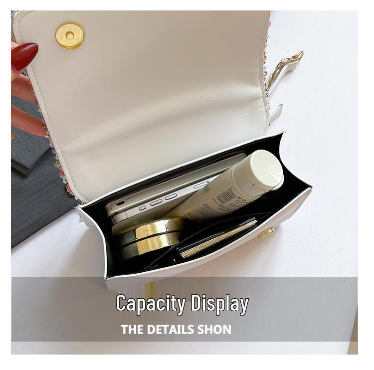 Korean Style Lace Crossbody Chain Bag for Women - Fashionable and Trendy Small Handbag