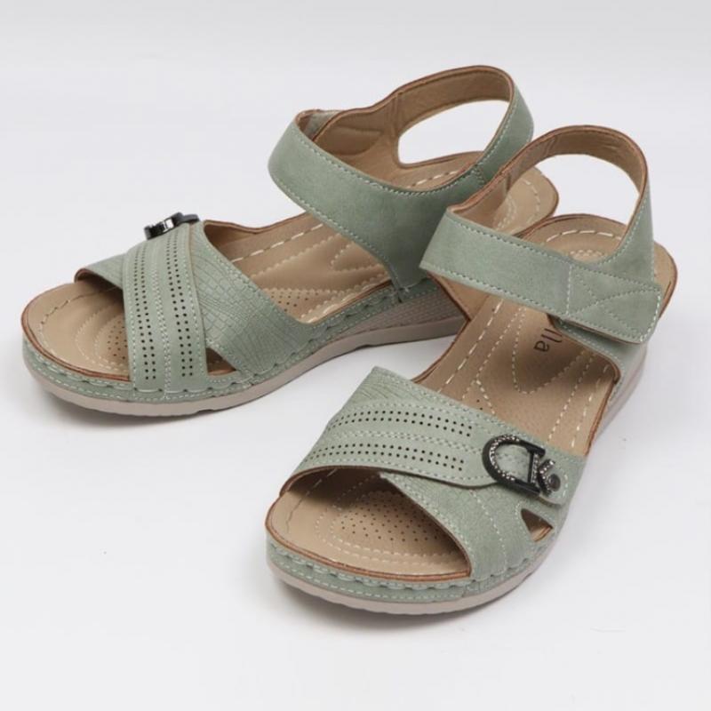 Desire Rose Women D Buckle sanDals 4cm