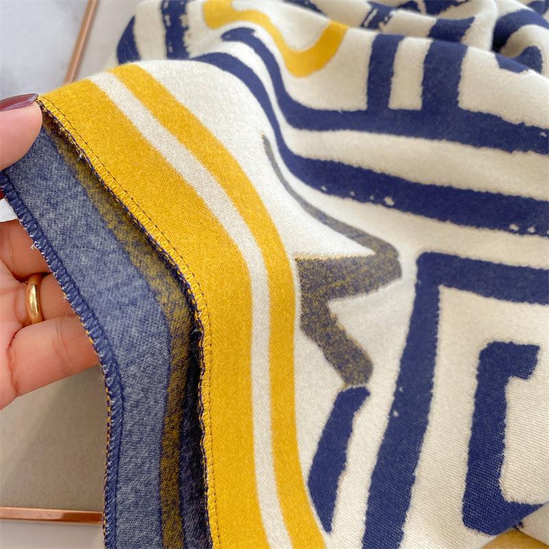 Scarf Women's Winter Style Foreign Style Fashionable Versatile Shawl with Thickened Warm Long High-end Imitation Cashmere Scarf
