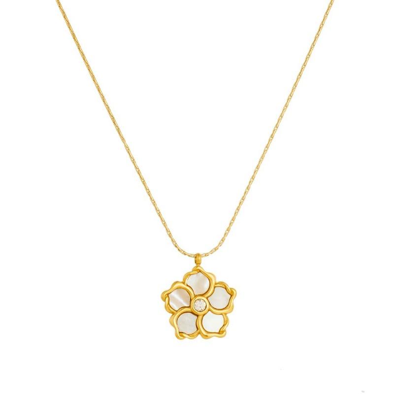 18K Gold Plated White Shell Clover Pendant Necklace, Dainty CZ Flower Charm Necklace for Women, Elegant Jewelry