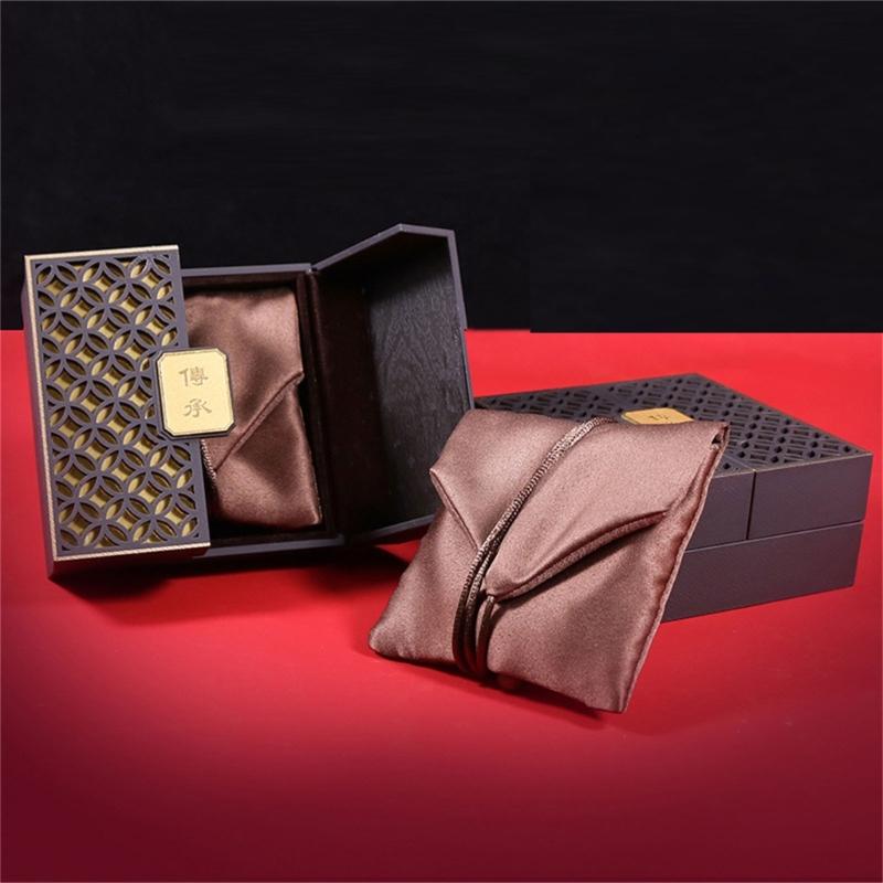 Elegant Black Jewelry Boxes Fancy Cardboard Designs Portable Accessory for Necklace Ring Earring Display and Storage