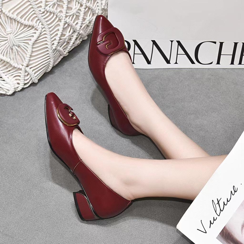 new comfortable first layer cowhide shallow mouth pointed head low heel round buckle single shoes flat work shoes women's leather shoes
