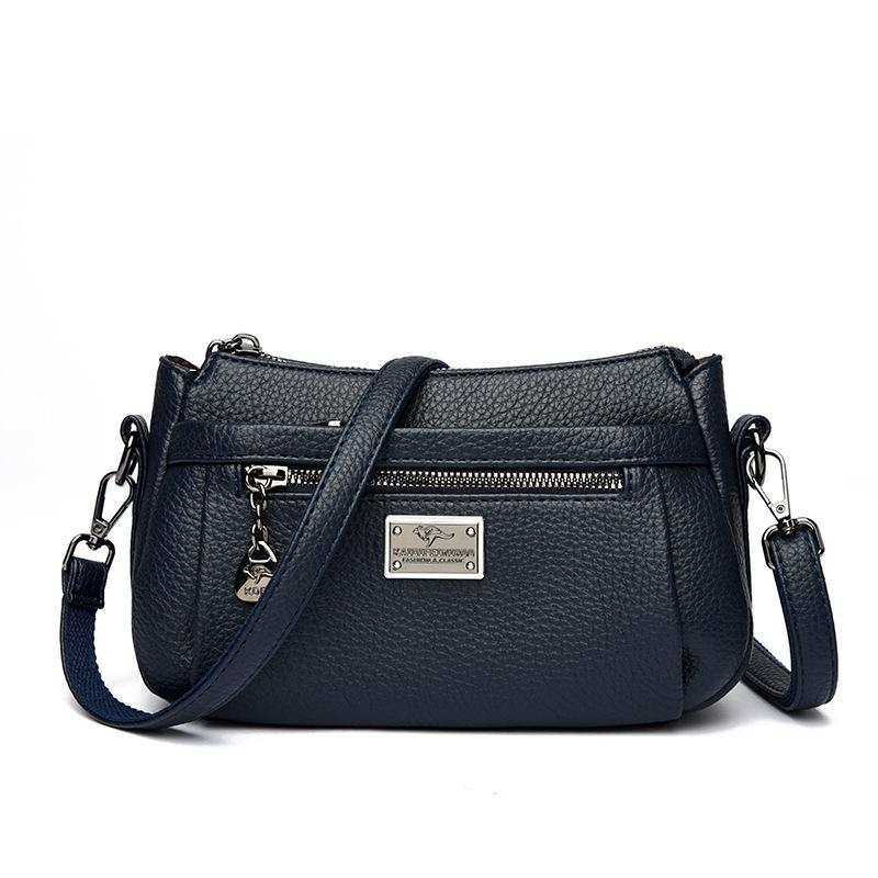 A Fashionable and Casual Large-capacity Women's Crossbody Bag