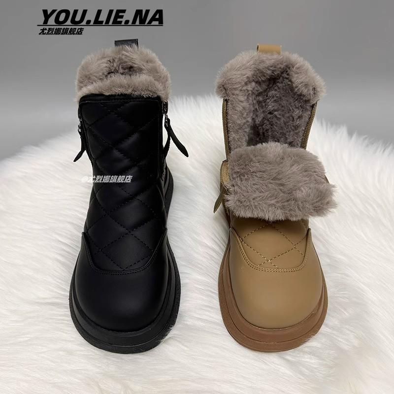 Snow Boots Women's 2025 New Winter Velvet Thickened Fluffy Warm Short Boots Soft Sole Non-slip Explosive Large Cotton Shoes