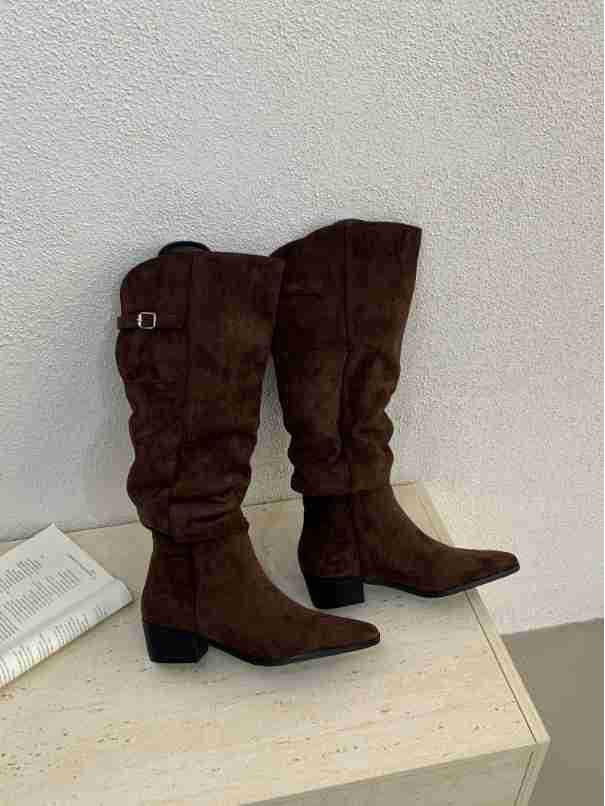 

Сапоги-рыцари на массивном каблуке с квадратным носком - Коллекция Осень 2025 35 темно-коричневого