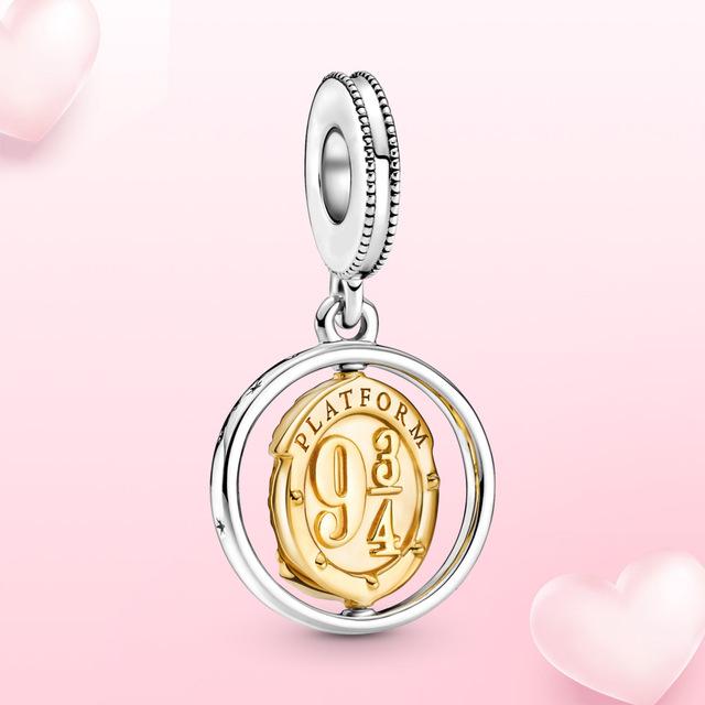 100% 925 Sterling Silver Přívěsek Millenium Falcon Falcon Přívěsek Fit Originální módní šperky Dámský náramek DIY dárek