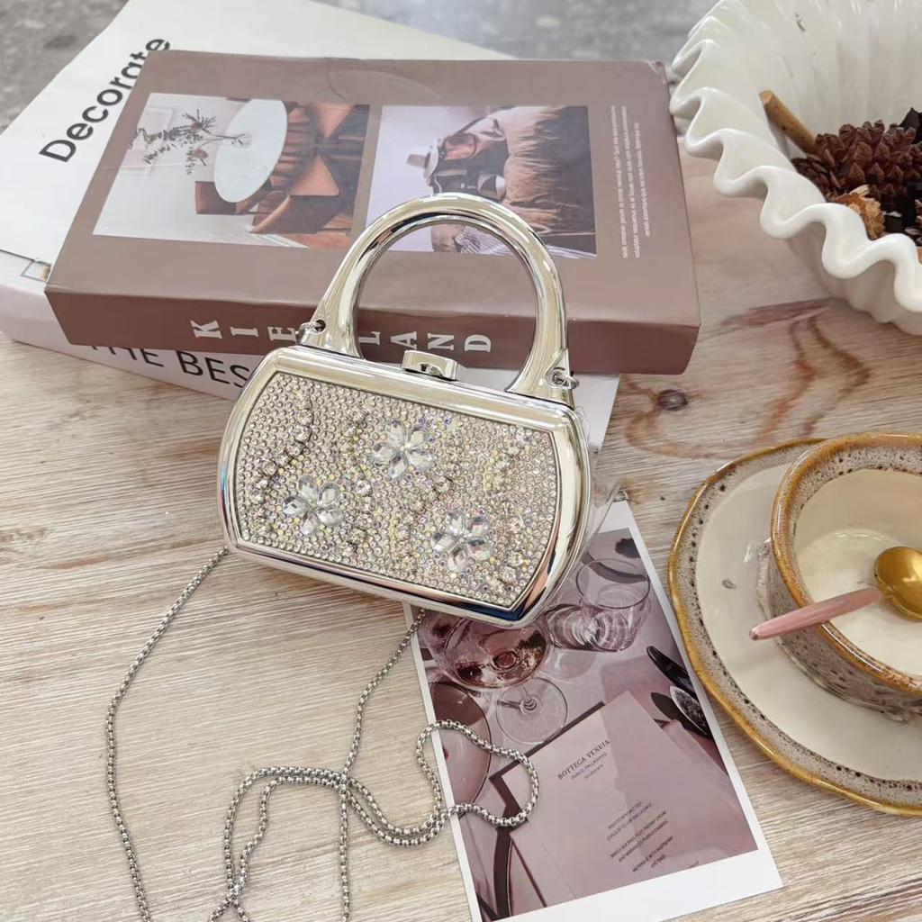 Korean Women'S Crossbody Light Luxury Red Envelope Mini Bag Summer Exquisite Flash Diamond Children'S Bag Shoulder Bag