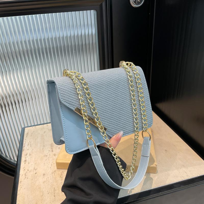 Popular Diagonal Iron Edge Handbag Women's 2025 New Solid Color Small Square Bag Casual Shoulder Messenger Bag Small Square Bag