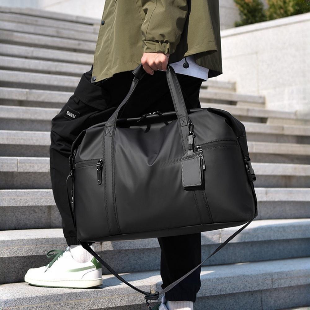 Frühling Neue Trocken-Nass-Trennung Sport Fitness Handtasche Klassisch Schwarz Einfarbig Outdoor Reisetasche Herren Kurze Geschäftsreise Hohe Kapazität Umhängetasche