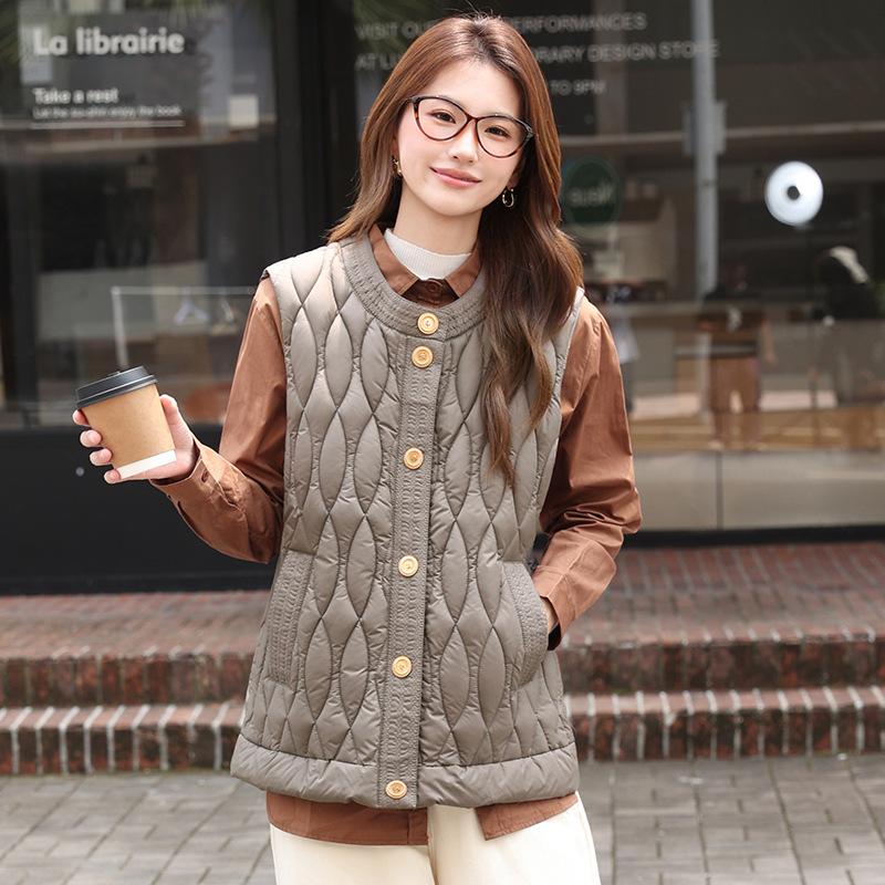 

Vest women s rhombus thermal cotton vest autumn and winter new collar light sleeveless vest jacket XXL