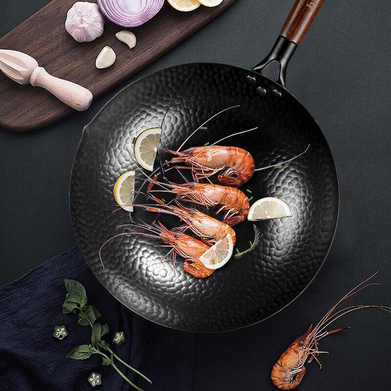 HanLe Traditional Cast Iron Wok