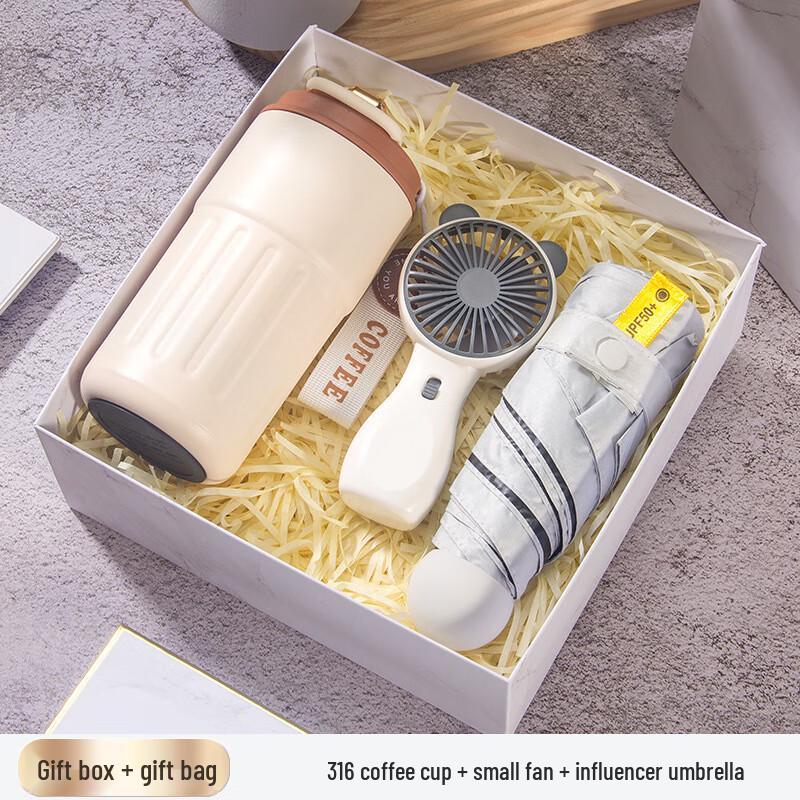 Summer Essentials 3-Piece Gift Set