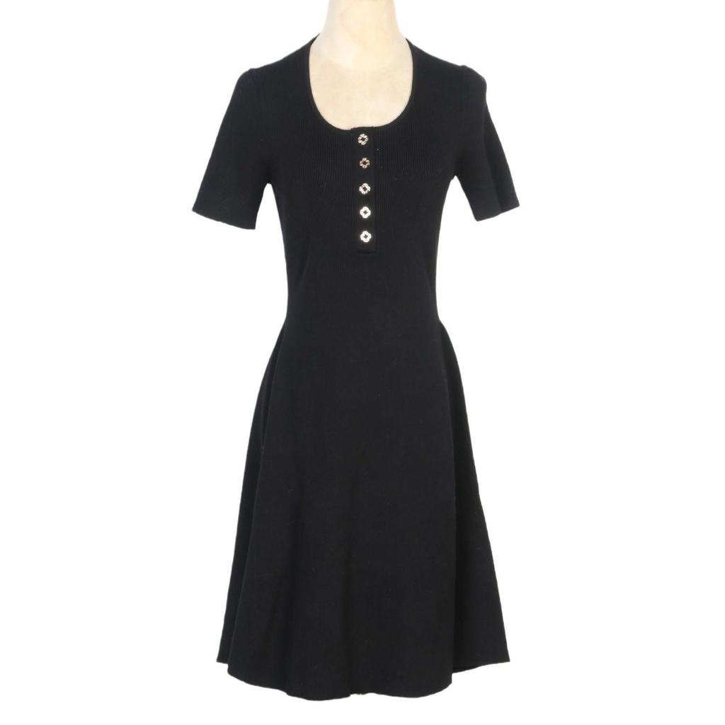 2025 Early Spring French Style Black Slimming Knitted Dress with Round Neck & Short Sleeves
