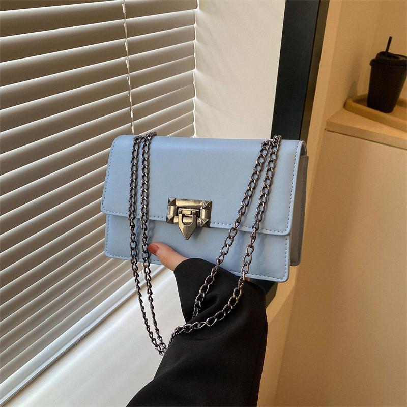 Trendige 2023 Sommer PU-Leder Kette Umhängetasche Für Frauen Modischer Street Style