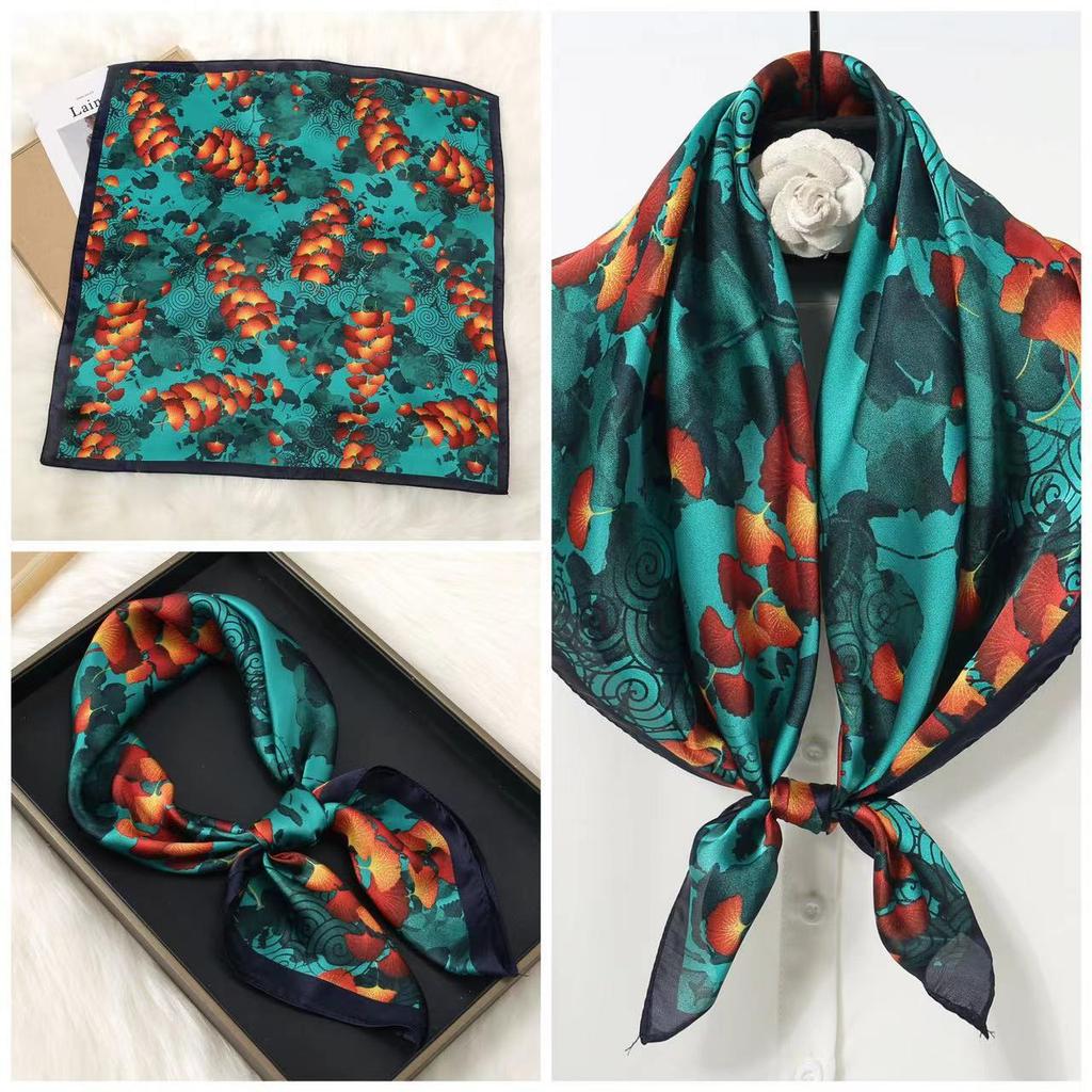 Eleganti Foulard di Seta da Donna Con Centinaia di Camicie, Assistenti di Volo, Decorazione Professionale, Protezione del Collo, Foulard, 70 Foulard Quadrati Piccoli.