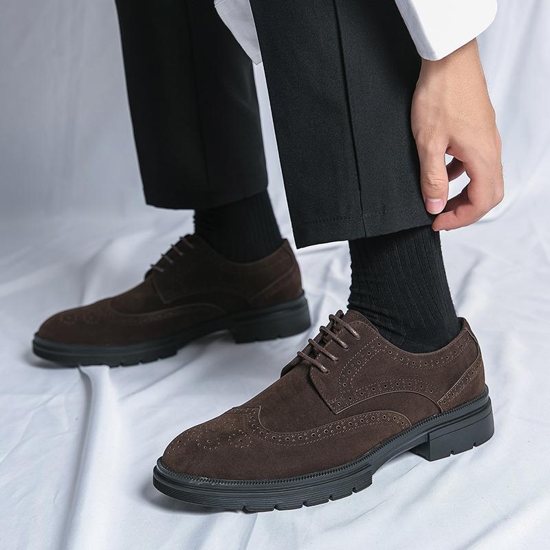 British Style Fashion Brown Men's Formal Shoes Big Size 46 Suede Leather Shoes Men Brogues Low-heel Business Shoes Man Footwear