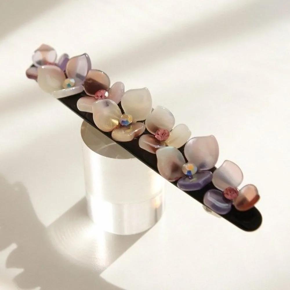 J Lauren Flower Cubic Rounding Hair Clip H01167