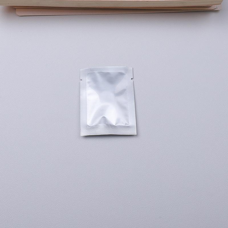 Air Vent Aroma Clip Car Clip Solid Aroma Piece Car Accessory Piece Refill Aroma Core Essential Oil Card Slot