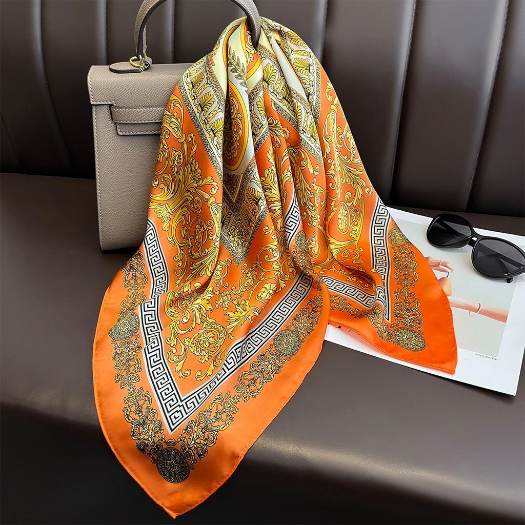 Retro Small Square Scarf Simulation Silk Scarf Headscarf Women's Spring and Summer Scarf Printed Neck Protection Scarf Professional Scarf