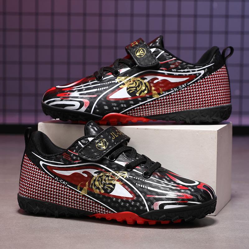 2025 Boys and girls students outdoor sports training shoes full leather surface medium and large children children broken nail football shoes