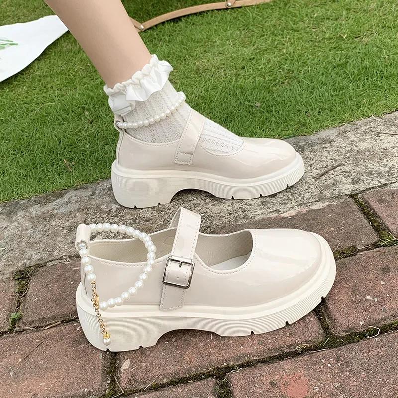 Fashion 2024 Spring and Autumn Mary Jane Women's Shoes Thick soled Sponge Cake Leather Shoes Retro Thick Heel Fashion  Single Shoes