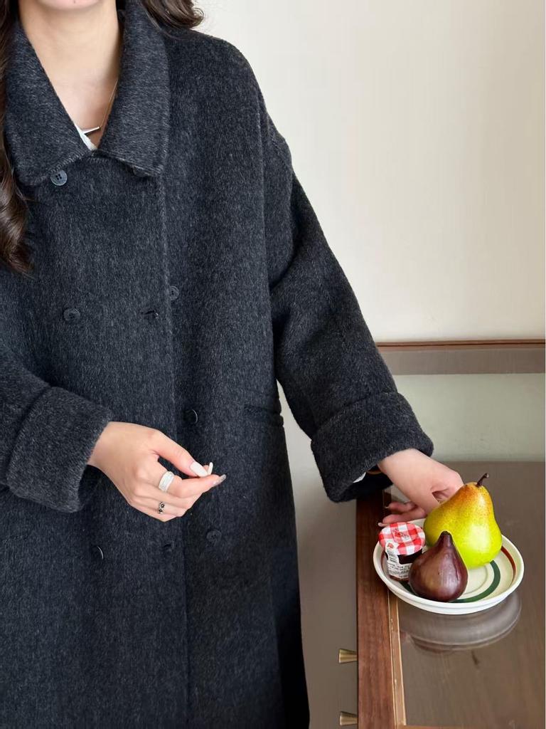 New Korean Style Double-Breasted Candy Color Wool Coat with Peter Pan Collar for Girls - Autumn/Winter Collection.