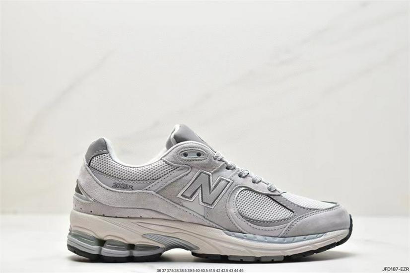 

2002RA Чоловічі Жіночі Сірі New Balance Ретро Класичні Хвилясті Бігові Кросівки 39.5