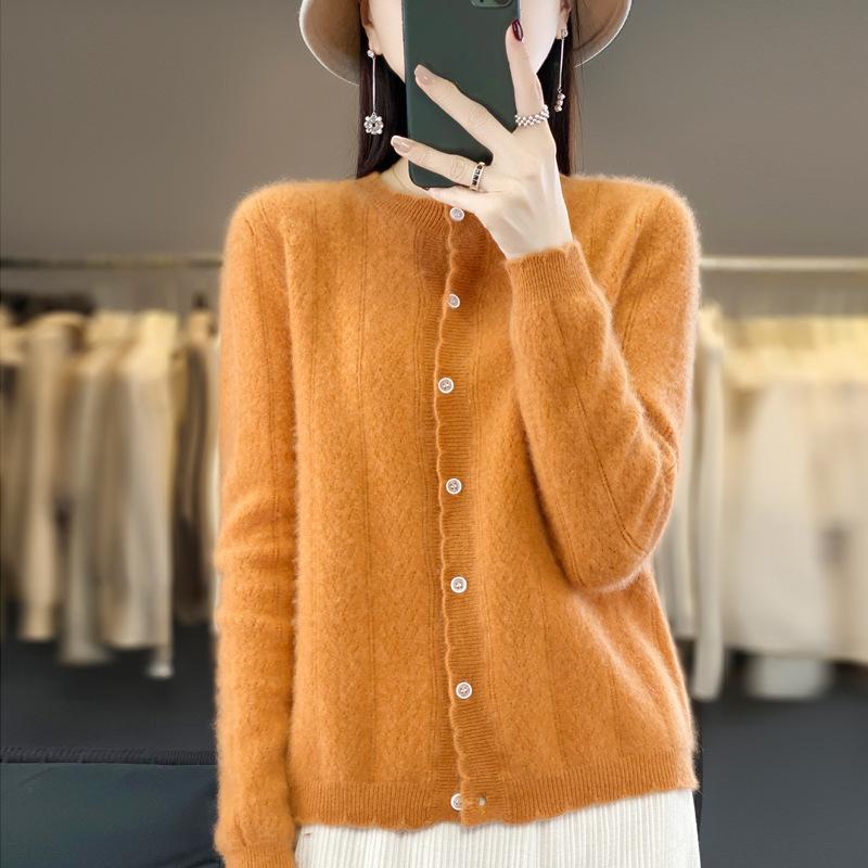 New Autumn and Winter Knitted Slimming Wheat Ear Fashionable Knitted Sweater for Women, Round-neck Long-sleeved Cardigan