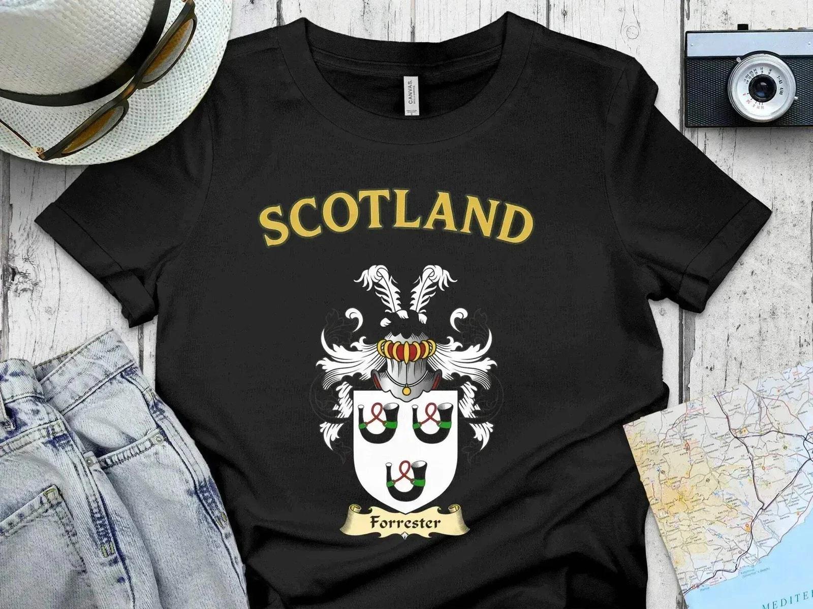 Clan Forrester Crest T-Shirt – Scottish Coat of Arms 2XL