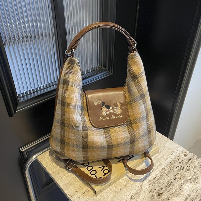 Tote Bag Women's New Dachshund Dog Plaid Large-capacity Shoulder Bag Commuter Messenger Backpack Luggage