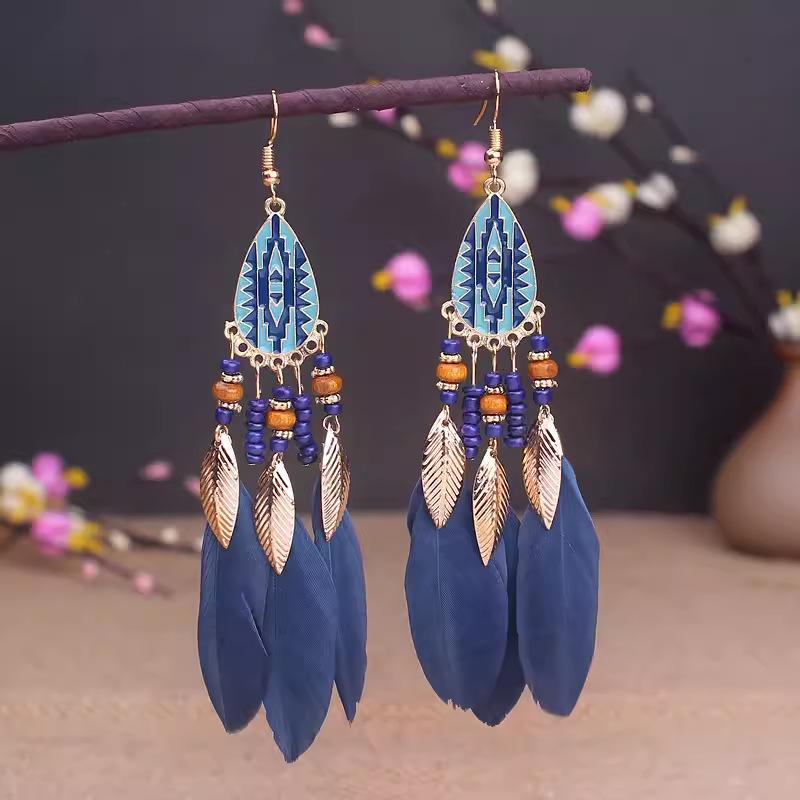 Kolczyki Boho z Piórami i Frędzlami - Eleganckie, Unikalne Wzornictwo dla Kobiet