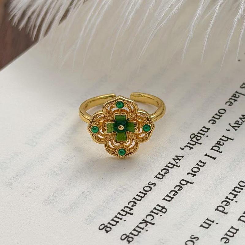 Princess On The Run, Enamel Dripping Oil, Pink Butterfly Ring, Female Niche High-End Sense, Medieval Stacked Index Finger Ring