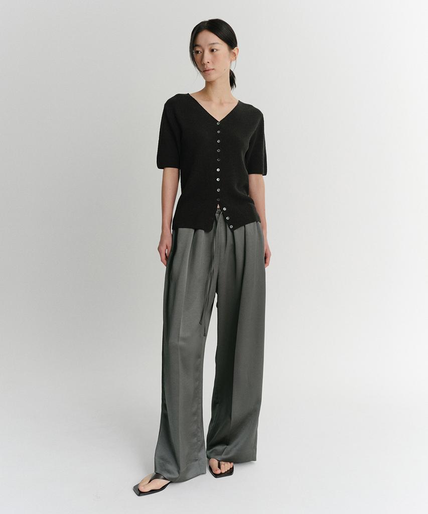 Ia Satin Banding Tuck Pants (Khaki)