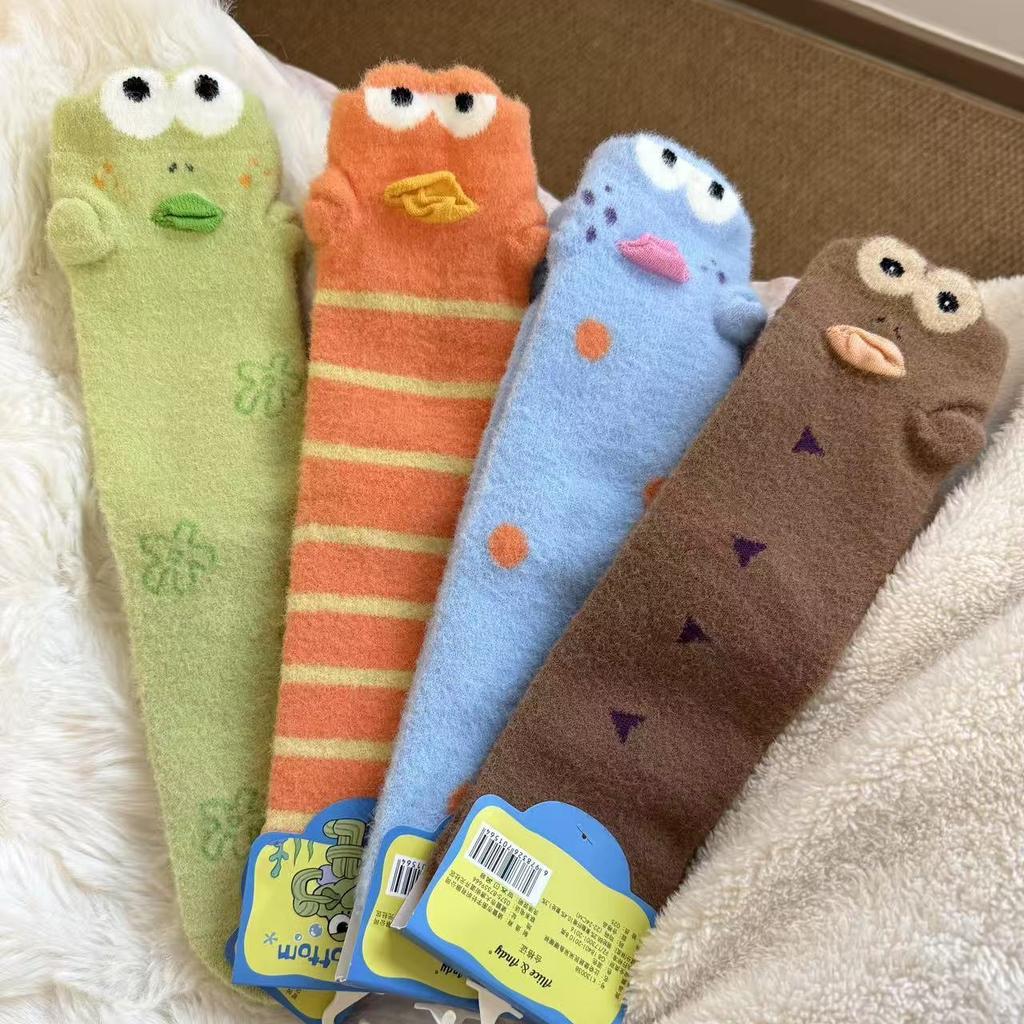 Cartoon Plush Mid Calf Socks Big Eye Couple Funny Keep Warm Clownfish Color Block Soft Autumn And Winter Women Casual Home Socks