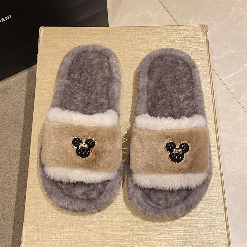 Fashion Fluffy Women's Slippers Home Cartoon Luxury Designer Winter Woman Shoes Flat Elegant Plush Indoor Footwear Fuzzy Fur Slides New