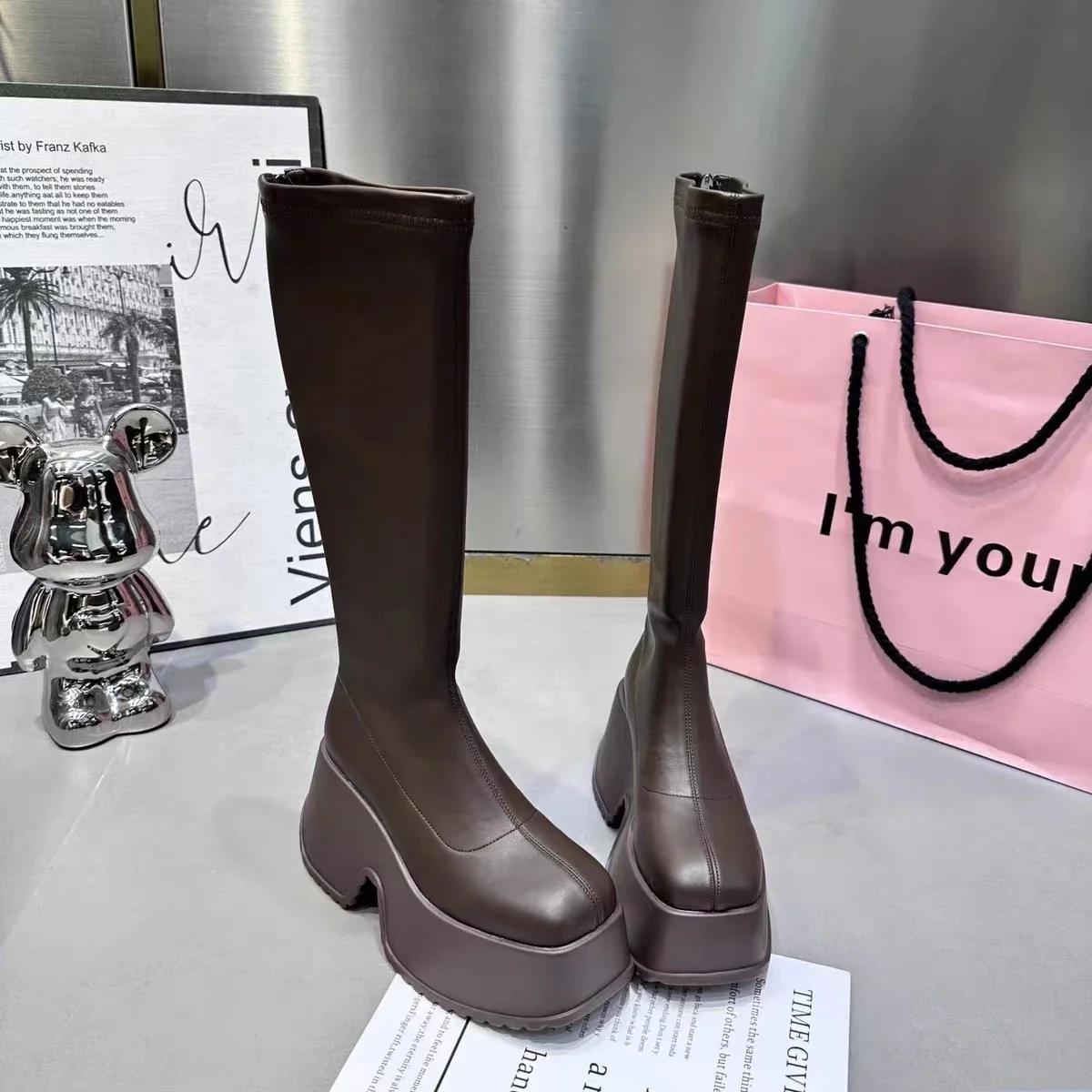 

Модные сапоги до колена для женщин, высокие квадратные каблуки, платформа, танкетка, молния, флок, матовый, осень-зима, абсолютно новые, женские сапоги 35