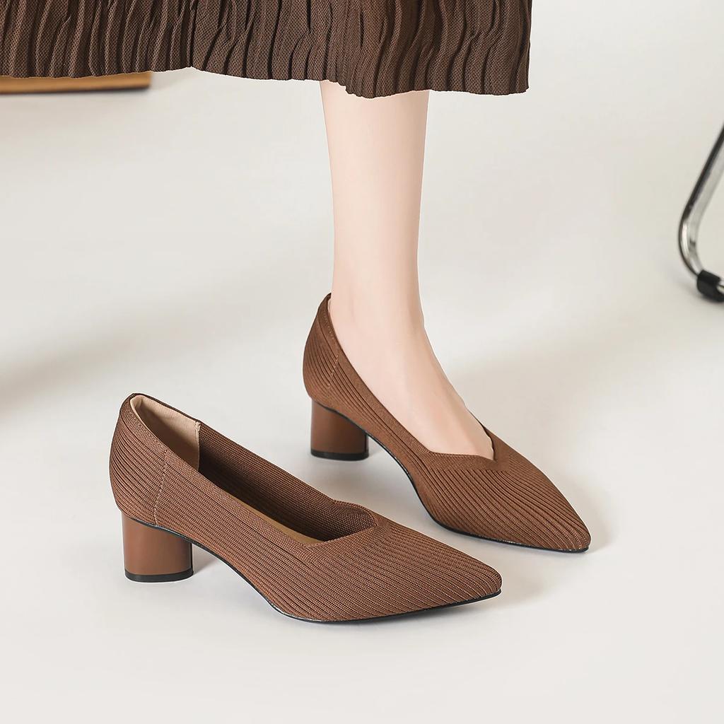 Mode Damenabsätze Pflaumen Gestrickt Atmungsaktiv Rutschfeste Gummisohle Schuhe 2025 Neue Ausgabe (6cm Hoch) Übergröße 43 42 Damenschuhe