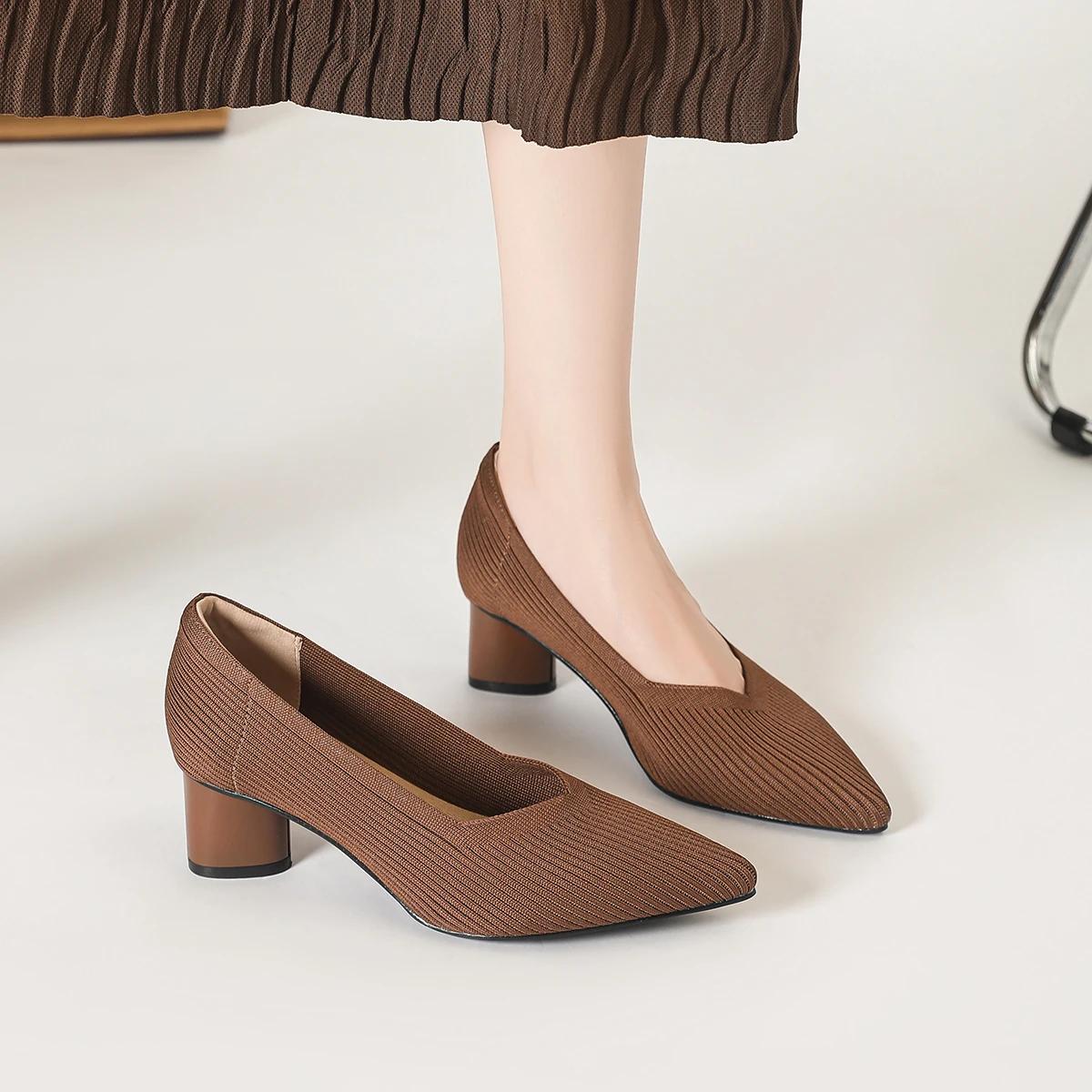 

Модные женские туфли на каблуке, сливовые, вязаные, дышащие, с нескользящей резиновой подошвой, новое издание 2025 года (6 см Высокий) Большой размер 43 42 zaptos mujer 35 кофейный