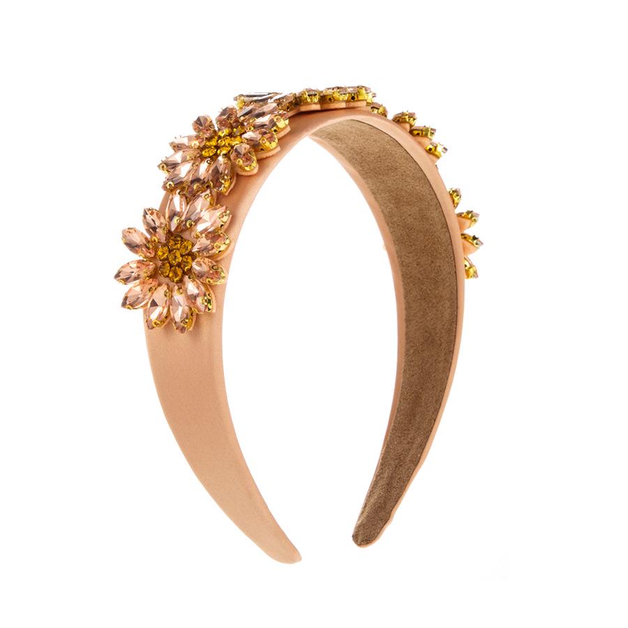 Harmony Rhinestone Sunflower Headband: Trendy European & American Baroque Design, Diamond-Studded Wide-Brim Hair Accessory.