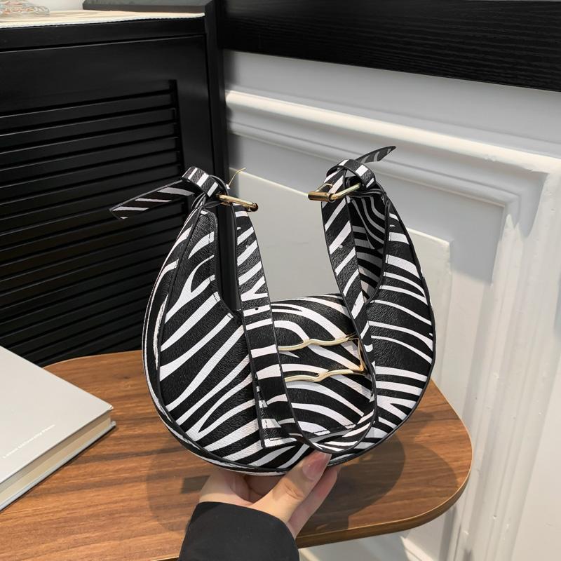 1 Piece one shoulder women's bag fashion crescent bag versatile hand bag