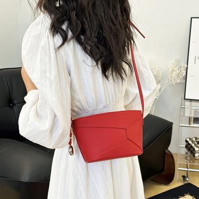 Small Bag Women's  New Niche Design Bucket Bag High-end Fashion Versatile Shoulder Messenger Bag
