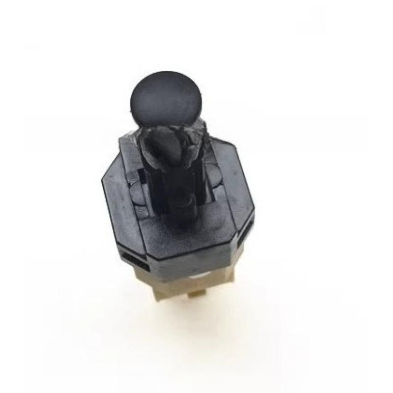 S18-3720030 A21-3720010 Foot Brake Brake Light Switch for Chery Fulwin 2 A3 A1 M1 X1 Tiggo 3X E3 E5 Arrizo 3 5 7 GX G3
