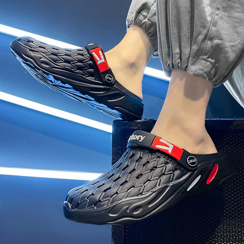 Comfortable Men Pool Sandals Summer Outdoor Beach Shoes Men Slip On Garden Clogs Casual Water Shower Slippers Unisex Zapatos