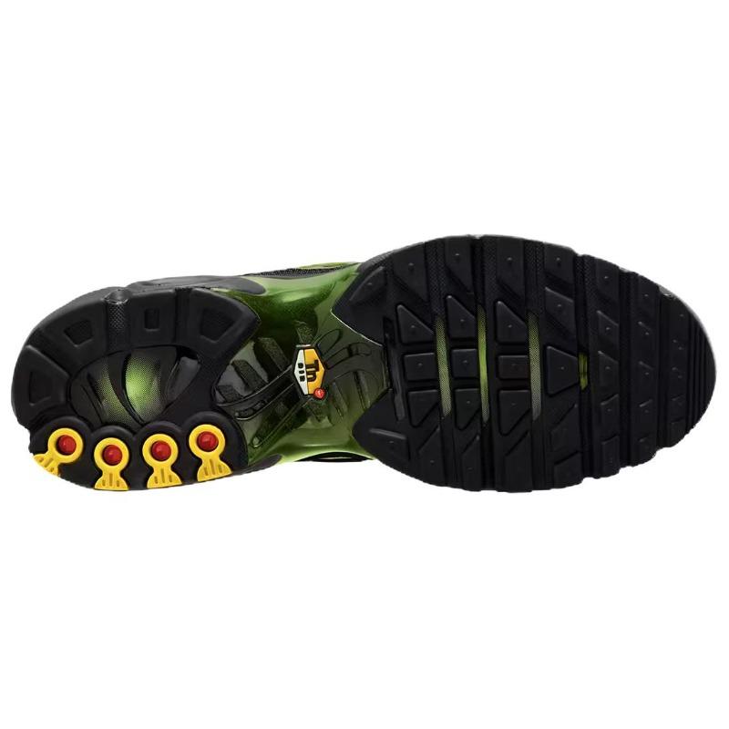 Nike Air Max Plus Herren Laufschuhe Schwarz DM0032-036
