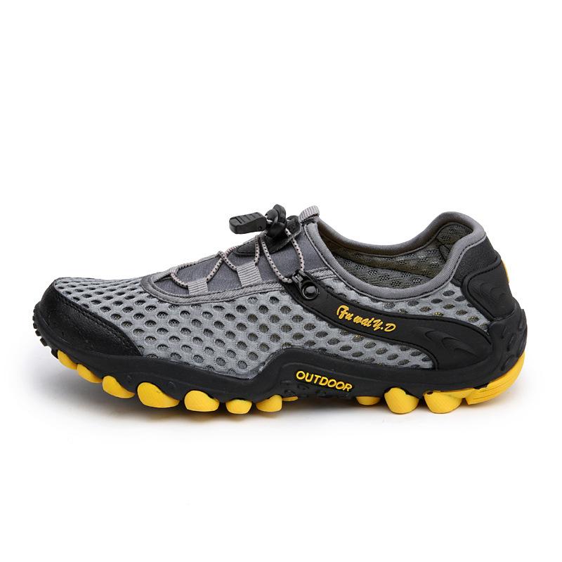 Large size breathable wading shoes sports casual running shoes mesh mountaineering breathable shoes