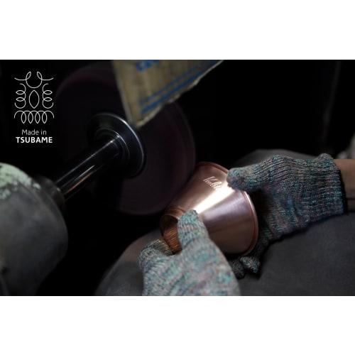 Kalita Wave Series Stainless Steel Coffee Dripper (WDS-185) - Handcrafted by Tsubame Artisans, This Dripper Is Perfect for 2-4 People and Serves 2 or